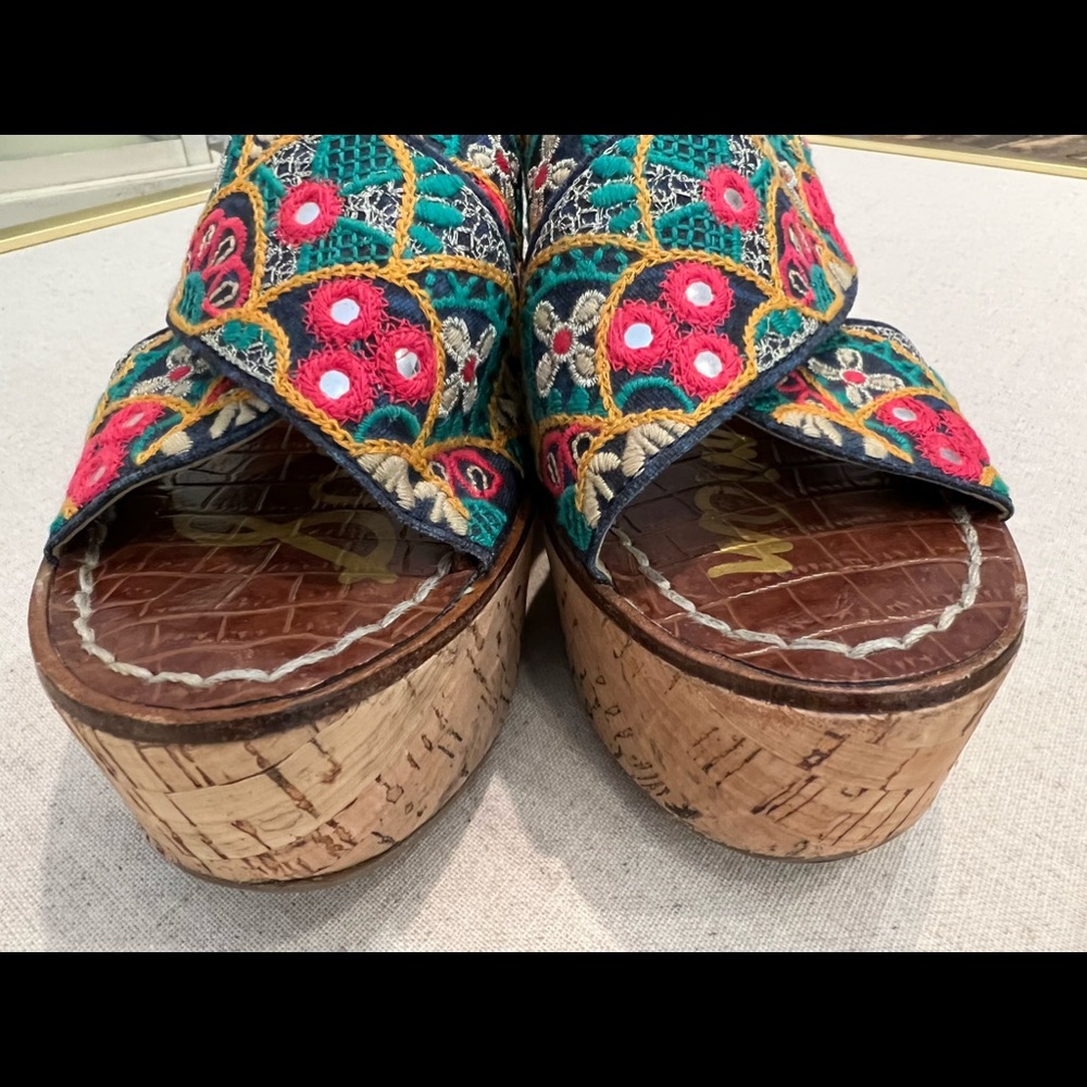 Sam Edelman platform wedge sandal Size 5